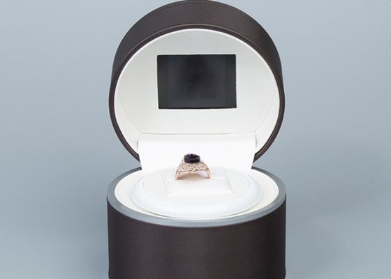 Buon prezzo Scatola di ring LCD di lusso decorativa Scatola di presentazione video con controllo della luce a LED in linea